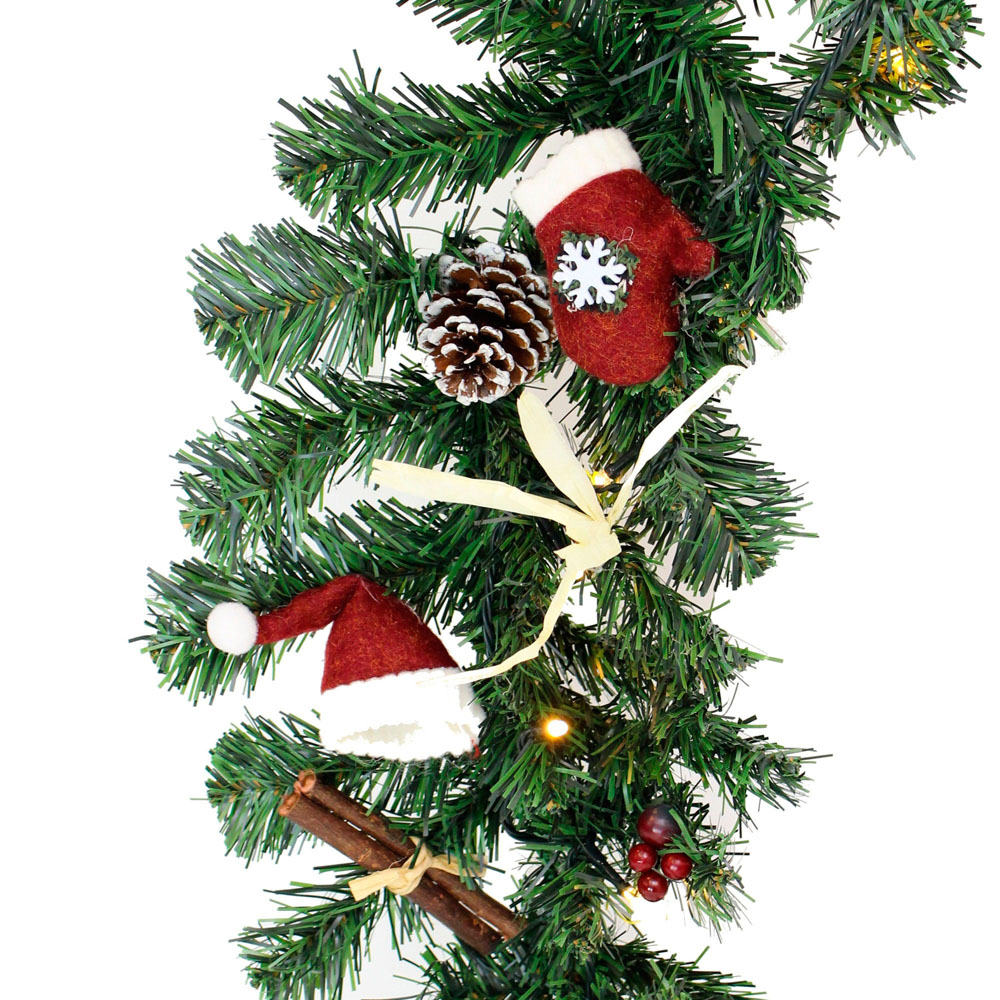 Декоративная гирлянда с освещением "Рождество гномов"