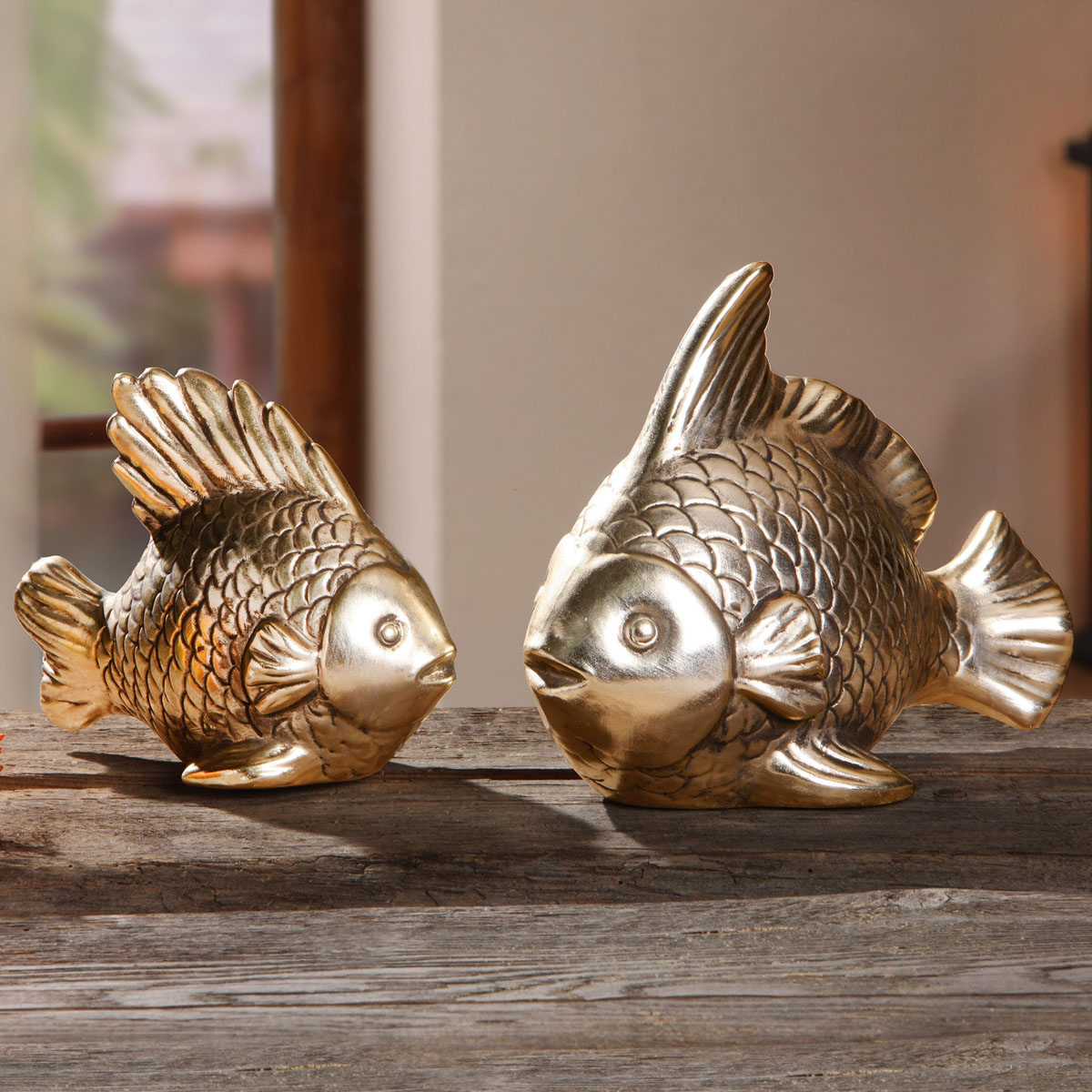 Золотые фигурки. Золотые фигуры. Дом из золотой рыбки.