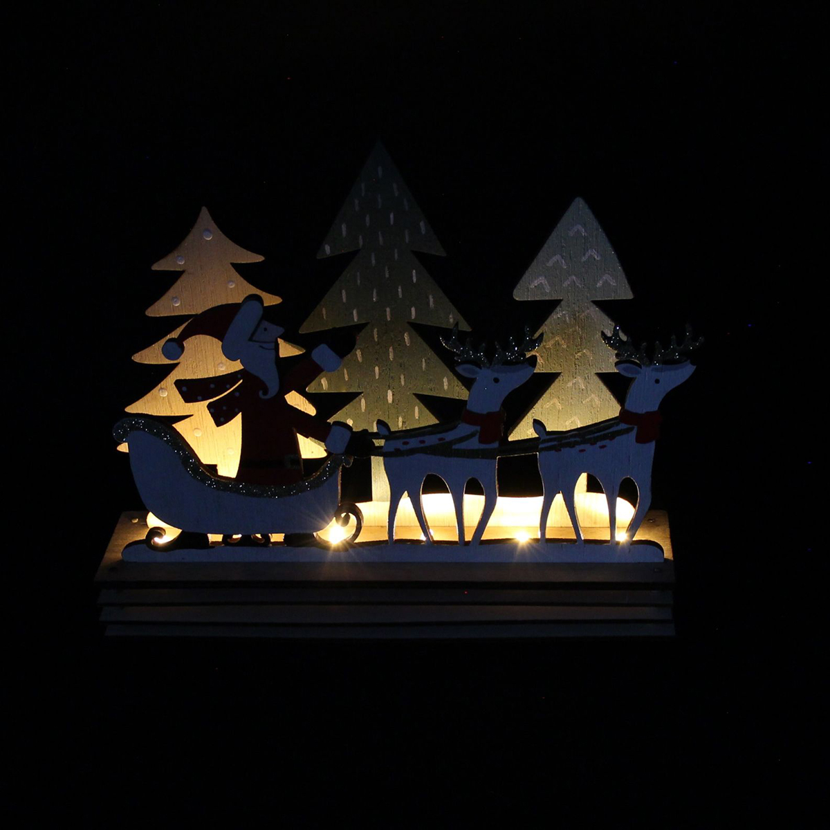 Декоративная фигура со светодиодной подсветкой "Санта на санях" [09164], 