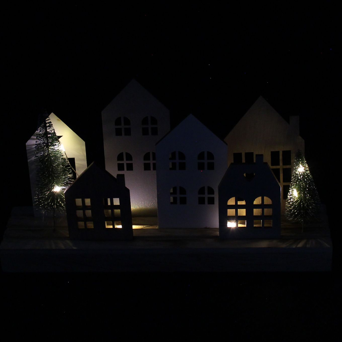 Декоративная фигура со светодиодной подсветкой "Дома" [09166], 